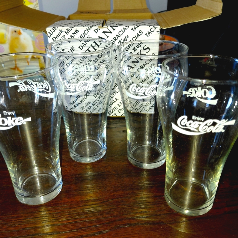 Coca Cola Vintage Clear Glass Set
